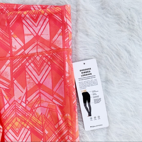 NWT ALO YOGA Guava Indio Ribbed Goddess Leggings - Picture 12 of 13